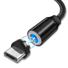 Deux parties de l'embout du câble micro USB